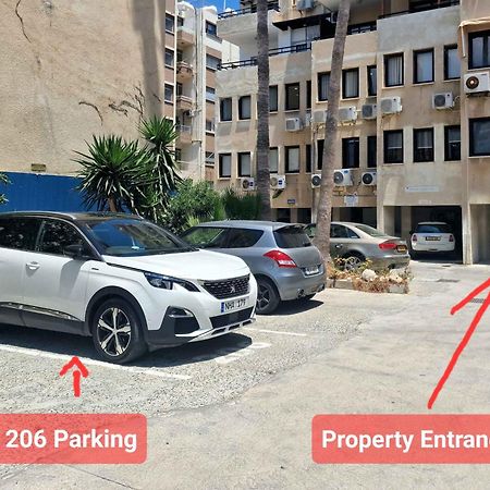 Lazaros Centre Apartment Larnaca Esterno foto